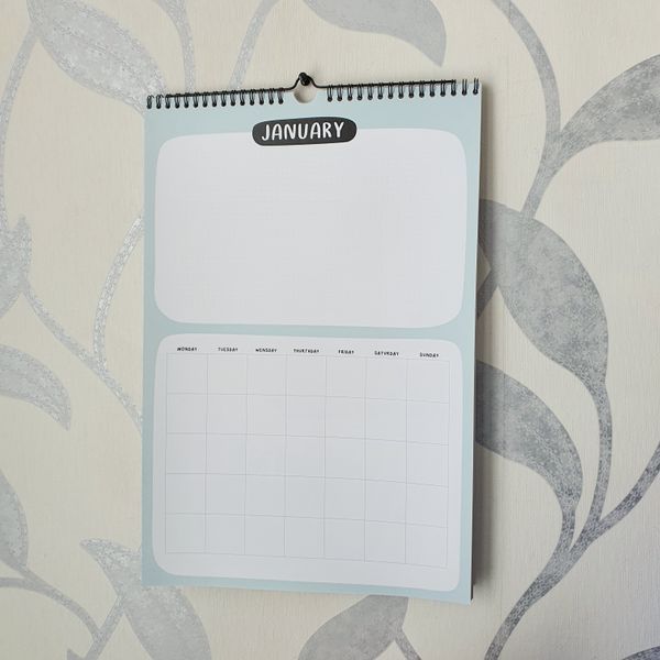 Calendar undated - English version