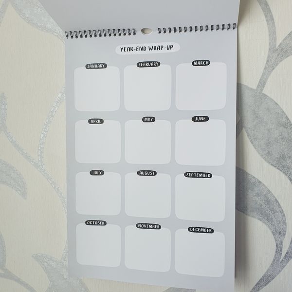 Calendar undated - English version
